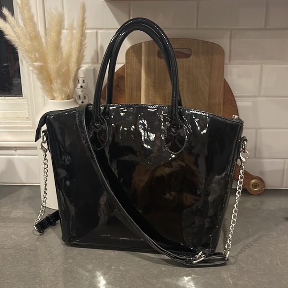 Grace Adele Black Patent Leather Purse with Strap - Picture 4 of 11